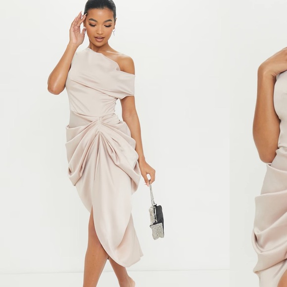 PrettyLittleThing Asymmetrical Off-Shoulder Dress in Cream - Picture 2 of 8